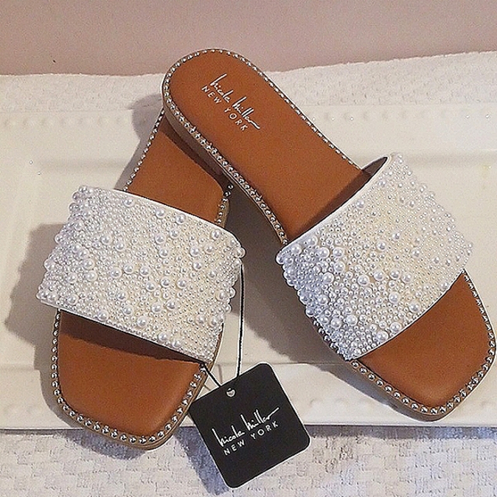 Luxuious! Nicole Miller White Pearl Beaded Slide Sandals 9.5 ⚜️